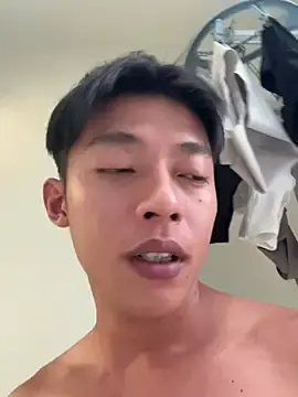 Stripchat Sex Cam of Yooo17