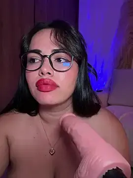 Stripchat Live Sex of andra_rose
