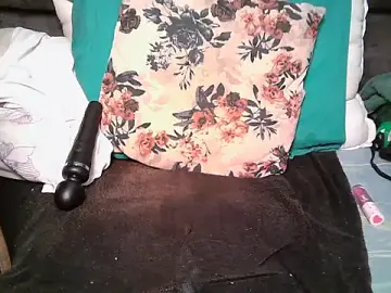 Stripchat Sex Chat of JuicyGoddessXO