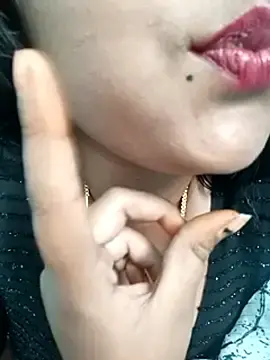 Stripchat Free Porn Cam of Usha_kannada