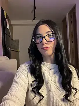 Stripchat Nude Webcam of Mila_3