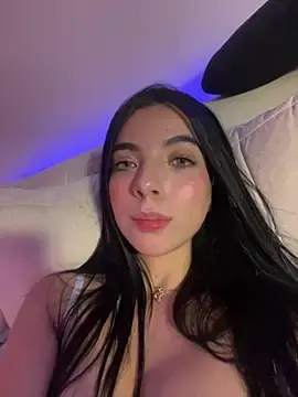 Stripchat Best live sex cam show of Mila_3