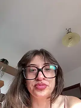 Stripchat Live Porn of gabyenlalunax