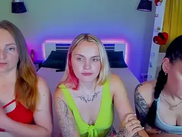Stripchat Best live sex cam show of MagicEyess