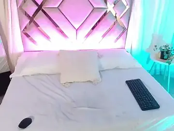 Stripchat Live Sex Cam of MilaMonroeX