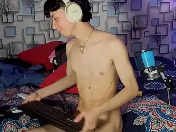 Stripchat Live Sex of Twink_Sebas7