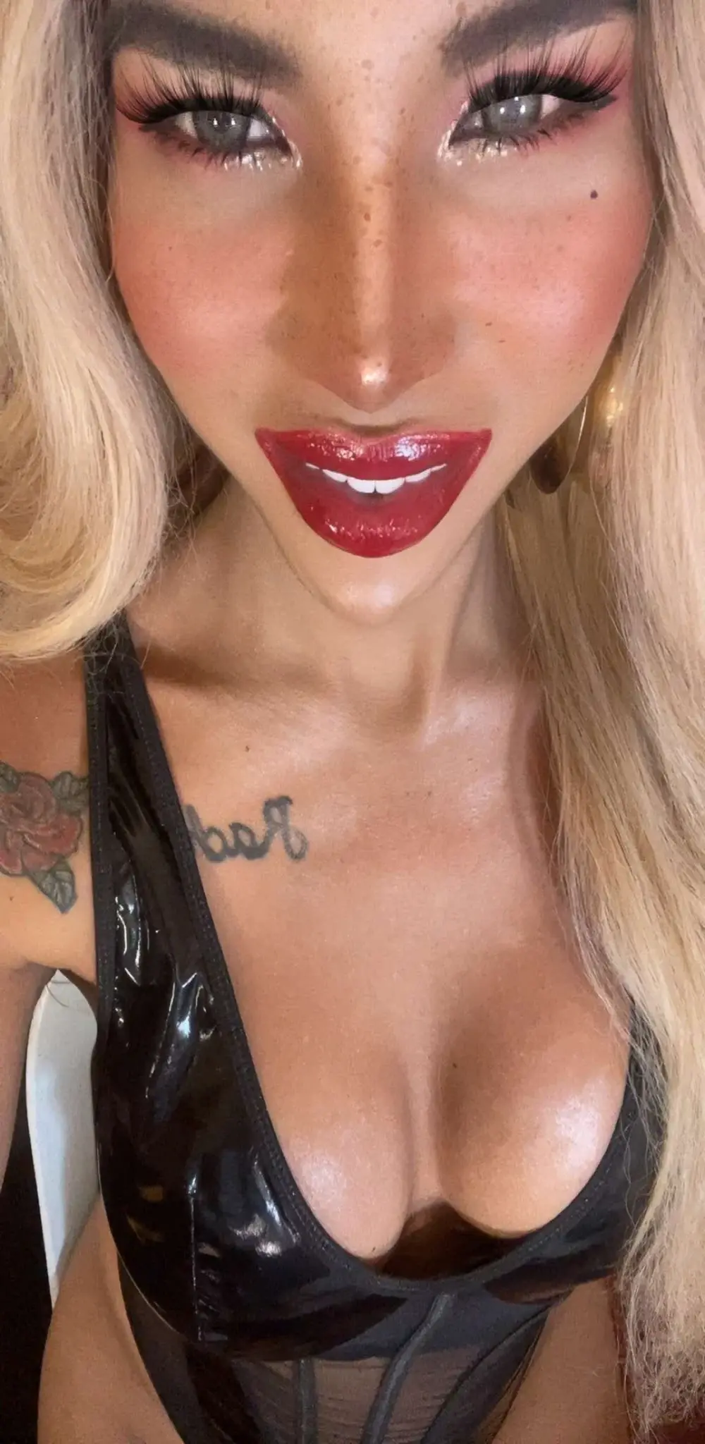 Miss_Ricca_Smith