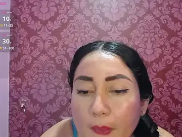 Stripchat Live Sex Cam of juliana_diaz