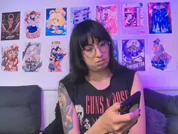 Stripchat Best live sex cam show of snowblack_