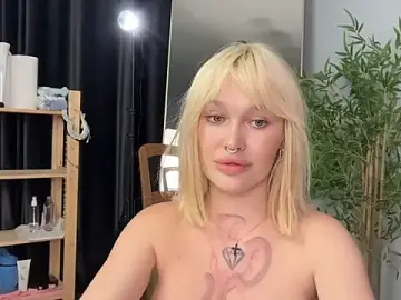 Stripchat Best live sex cam show of Golden_Aline