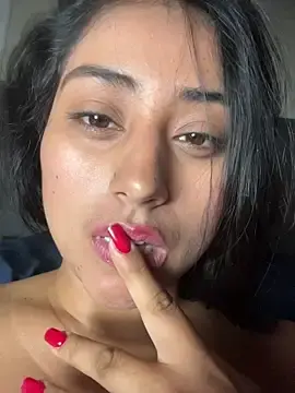 Stripchat Adult Webcams of Valentinne_z