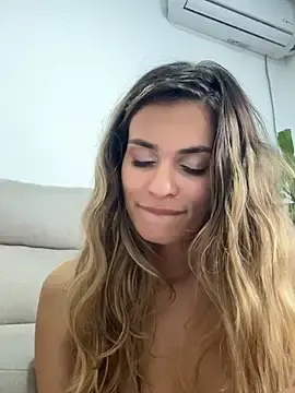Stripchat Nude Webcam of cuteluci_