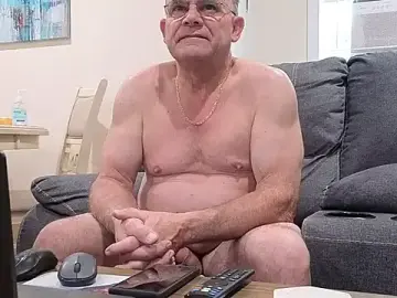 Stripchat Free Porn Cam of twopeopleinlove