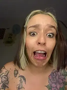 Stripchat Free Porn Cam of BlueStoneX