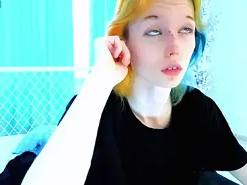 Stripchat Watch Live Sex Cams of Kiara_Age