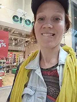Stripchat Sex Cam of Exhibitionsplit
