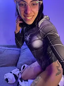 Stripchat Sex Cam of Poison_Ivy_29