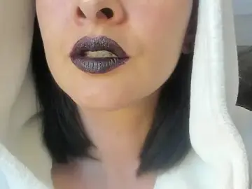 Stripchat Sex Cam of queen_fetish
