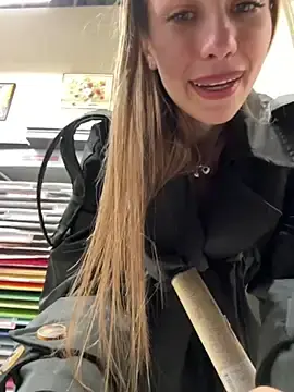 Stripchat Sex Chat of Olivia_Jemison
