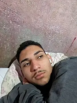 Stripchat Live Sex Cam of andre_oliver2