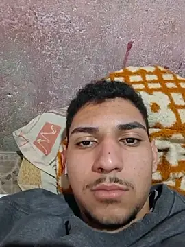 Stripchat Free Porn Cam of andre_oliver2