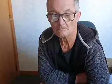 Stripchat Best live sex cam show of daddy_man
