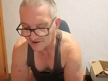 Stripchat Live Sex Cam of daddy_man