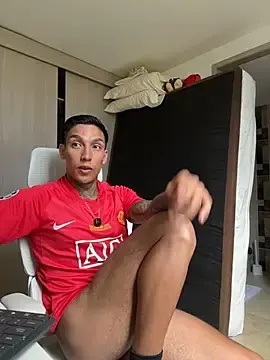 Stripchat Live Sex Cam of sendfer