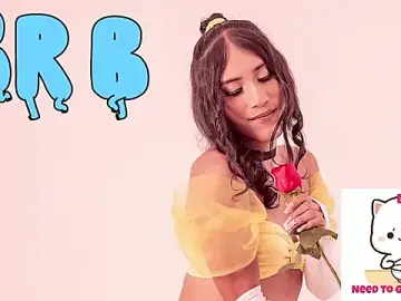Stripchat Live Porn of CamilaHarperr_