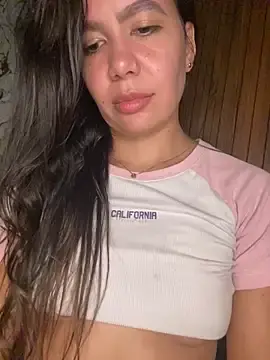 Stripchat Free Porn Cam of valentinaEliott