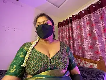 Stripchat Watch Live Sex Cams of LouleyRani_