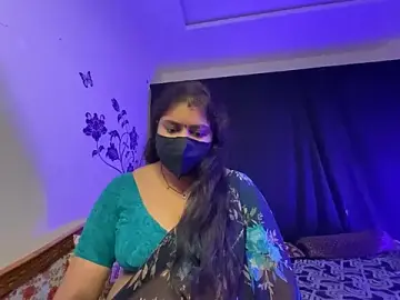Stripchat Best live sex cam show of LouleyRani_