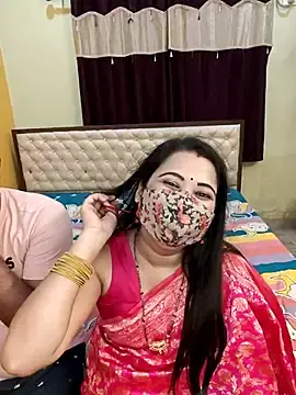 Stripchat Sex Cam of MONAJI_HOT