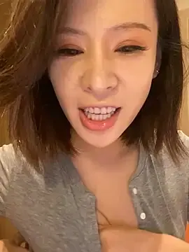 Stripchat Free Porn Cam of Sunflower-77