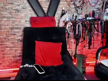 Stripchat Best live sex cam show of Liltildeman_moon