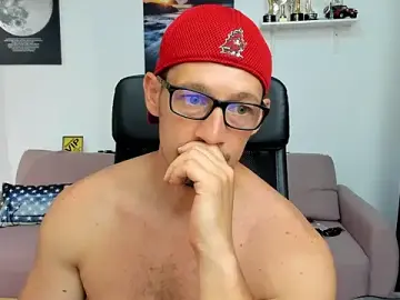 Stripchat Live Sex of BrutusK08