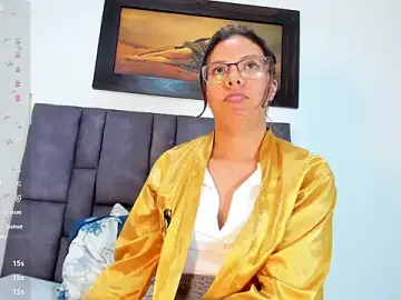 Stripchat Adult Webcam of Vahiolet_smith