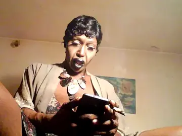 Stripchat Sex Cam of IconicPornStarMysaDelrio
