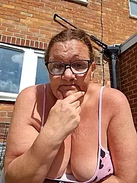Stripchat Watch Live Sex Cams of MissQueenBeex
