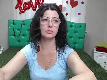 Stripchat Free Porn Cam of RoseHille