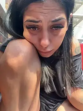 Stripchat Live Sex Cam of lex-llexiiii27