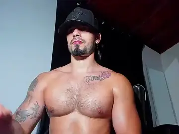 Stripchat Live Sex Cam of Baky_sexy