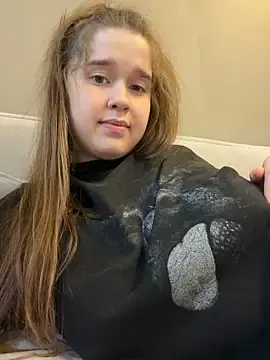 Stripchat Watch Live Sex Cams of HornyGirlH