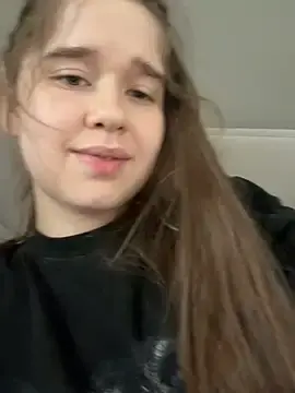 Stripchat Free Live Porn of HornyGirlH