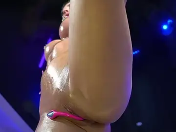 Stripchat Free Porn Cam of mandypeas