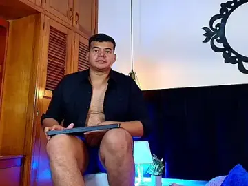 Stripchat Sex Cam of liiam_life