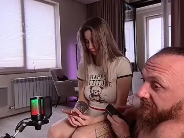 Stripchat Sex Cam of niki7377