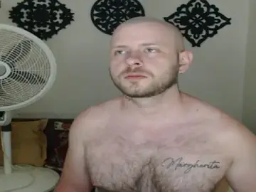 Stripchat Live Porn of TONY_WHITE_7