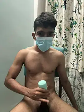 Stripchat Free Live Porn of Naughtytomboy78