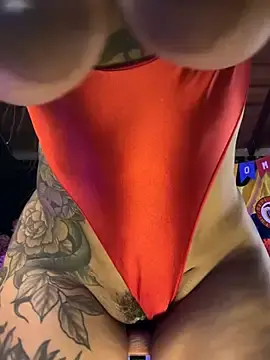 Stripchat Free Live Porn of monroe_777